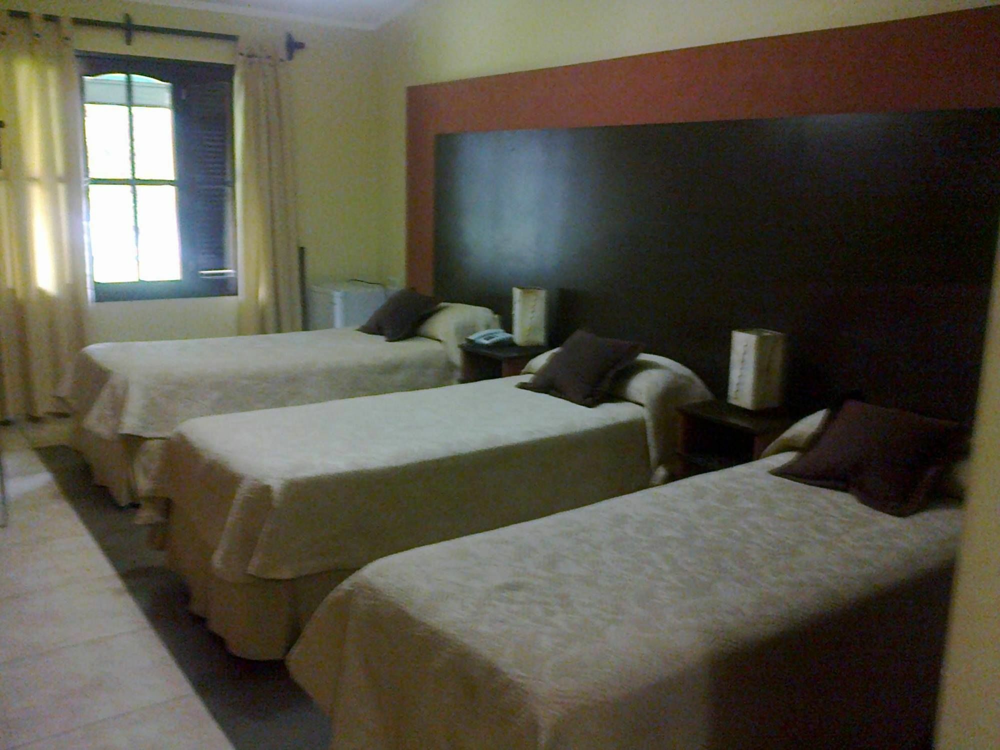 Hotel Aybal Салта Екстериор снимка